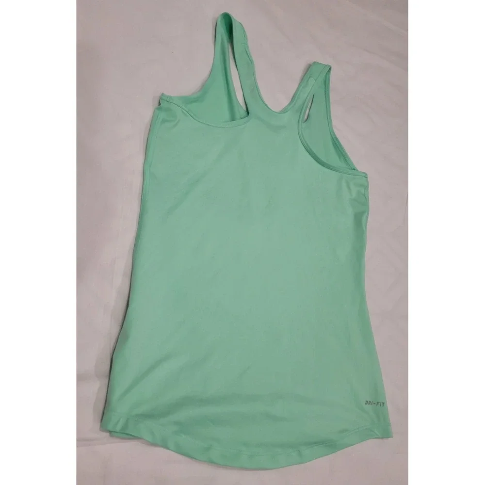 Nike Pro Dri-Fit Tank Womens Medium Green Racerback Running Gym TrainingEUC